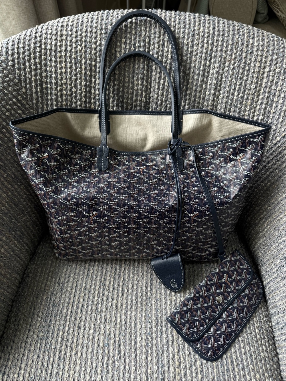 Goyard Saint Louis PM Tote in Navy Blue - Picture 2 of 6